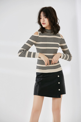 冷艷氣質(zhì) 探索中性風(fēng)女裝拍攝的獨(dú)特魅力